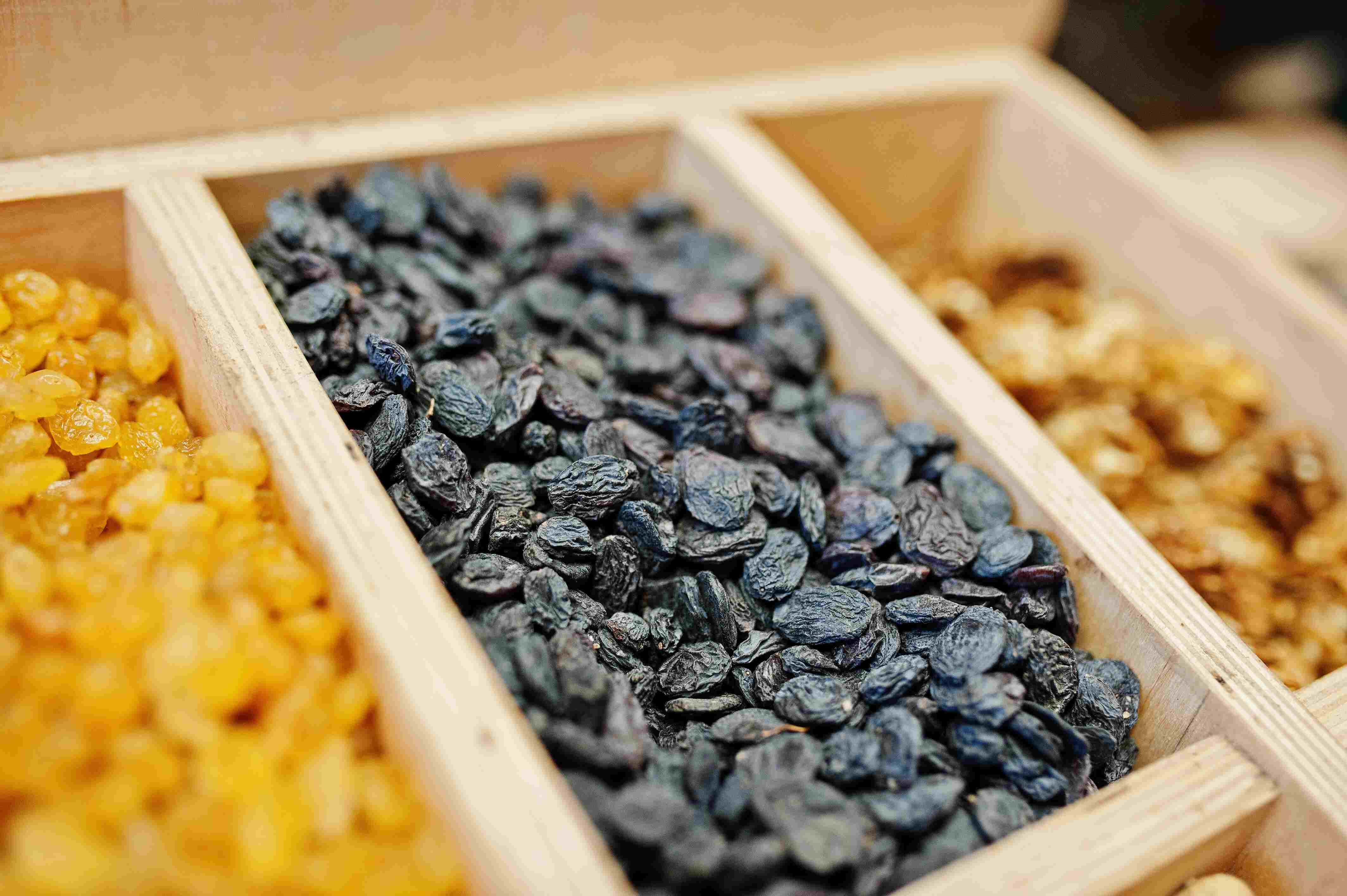 Natural, Healthy Raisins And Spices  for Industrial Buyers