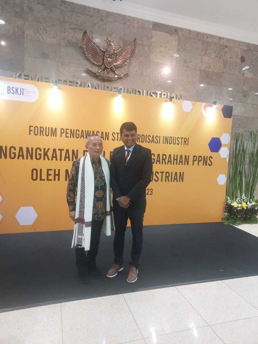 NR Farm Product representative attending international food & industrial standards event 